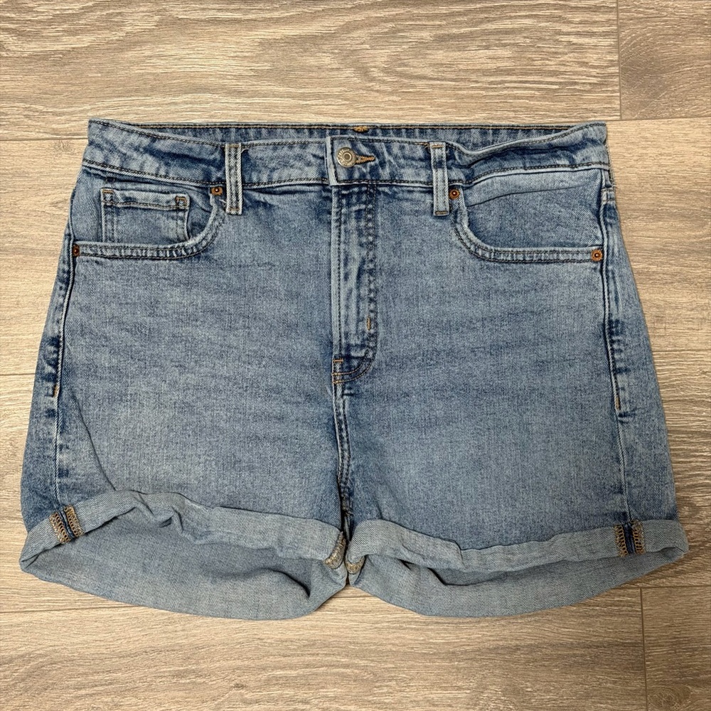 Old Navy Denim Blue Women's Shorts
